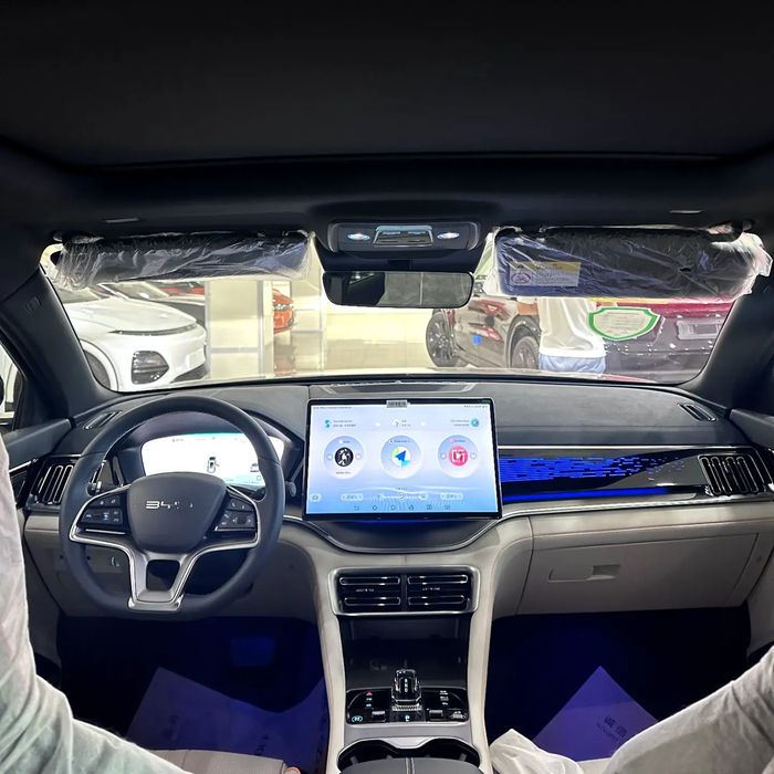 BYD Champion 605km 2024