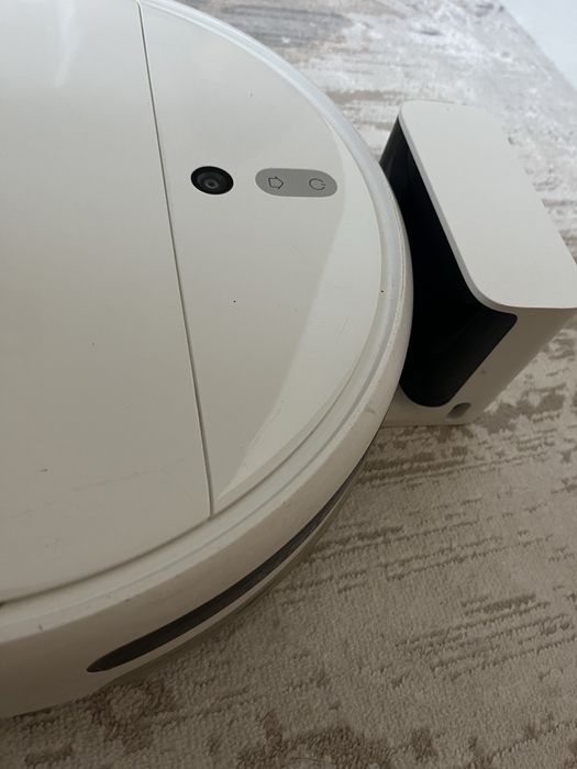 Продам робот пылесос