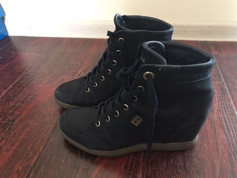 Ботинки Tommy Hilfiger 38 размер