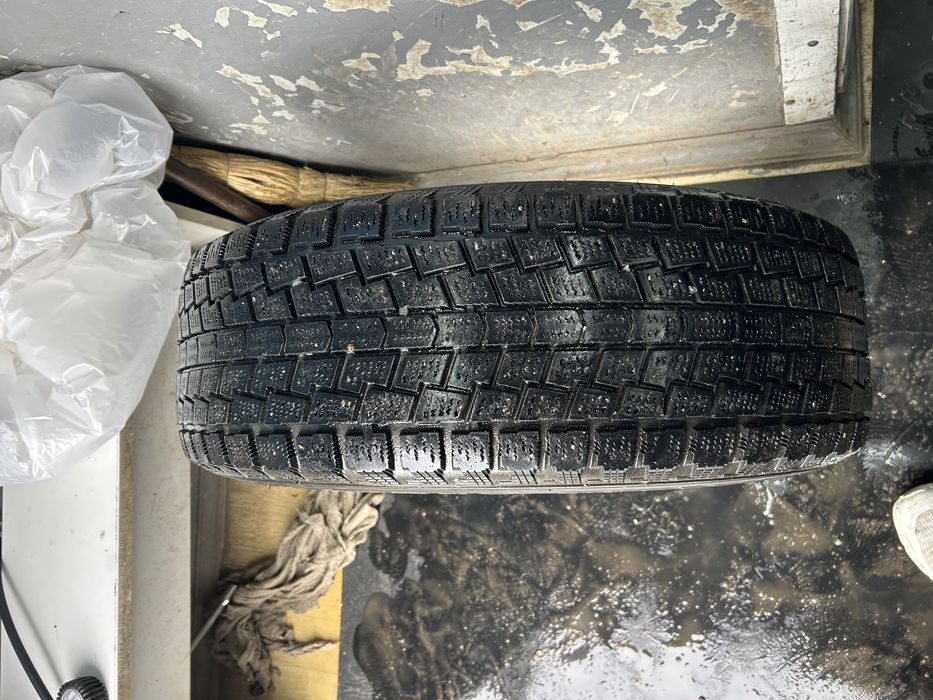 Продам шины Hankook