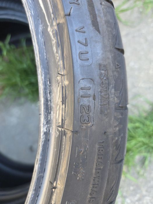 Anvelope BRIDGESTONE 235/35/19