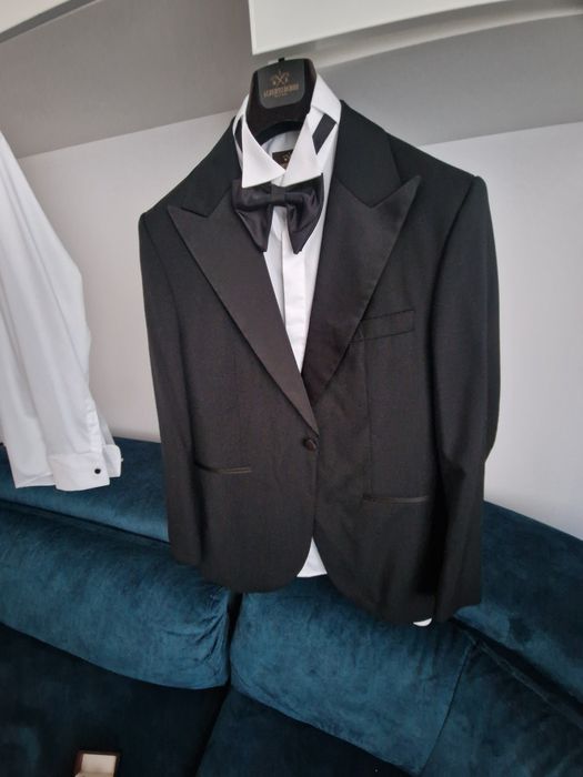 Costum ceremonie Alberto Dobre