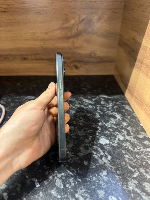 Телефон iPhone 15 pro max