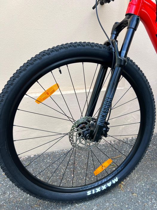 Bicicleta MTB TREK MARLIN 8 Aluminiu M 29" furca pe Aer RockShox JUDY Frane hidraulice