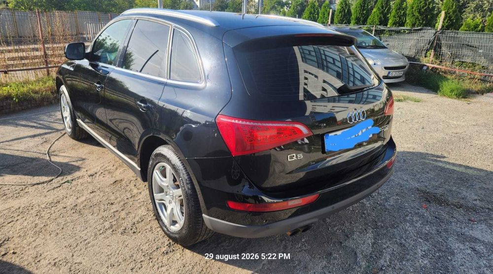 Vand  AUDI  Q5, 2011