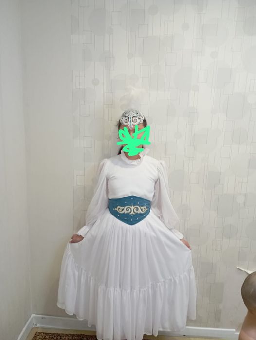 Қазақша ақ түсті көйлек