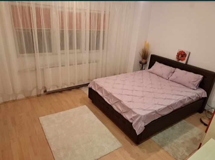 Închiriez în regim hotelier ap cu 1 camera zona retrasa