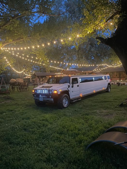 Limuzina De Închiriat Hummer H2