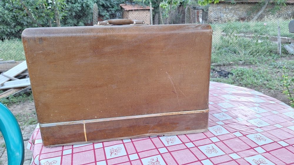 Ретро ръчна шевна машина Veritas