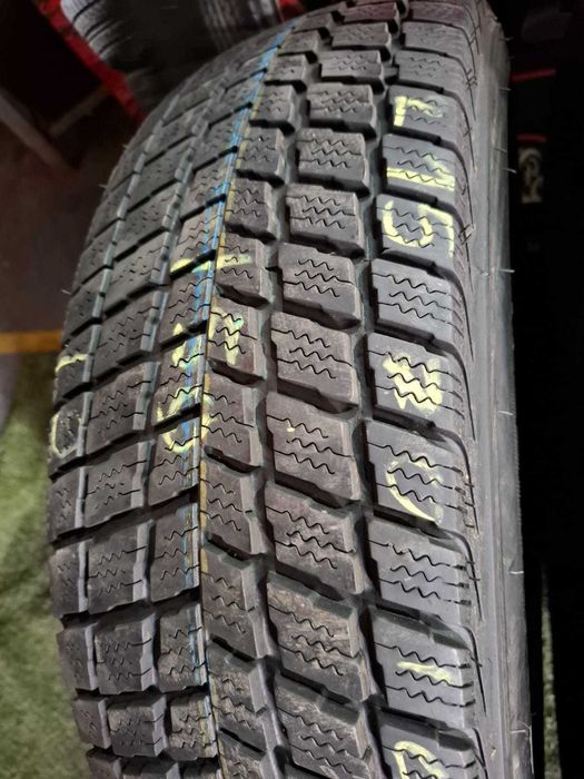 215 70 16 nexen m axxis