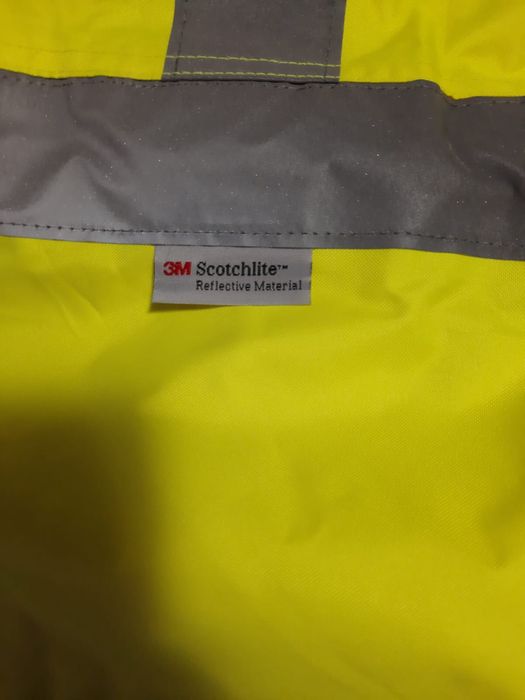 Vesta cu maneci pentru iarna ,3 in 1 impermeabila