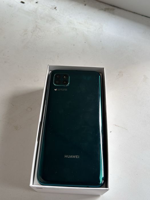 HUAWEI P40 lite // 42.000тг [ Торг Можно ]