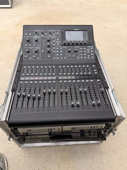 Mixer Midas M32 R Live ( Dynacord, cms 2, cms3) wing, behringer
