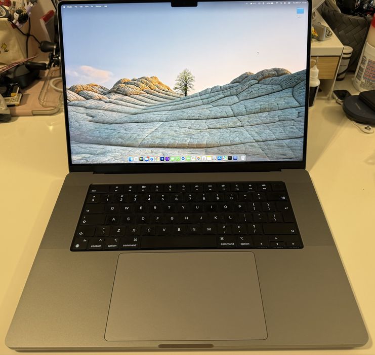 Macbook Pro 16 2023