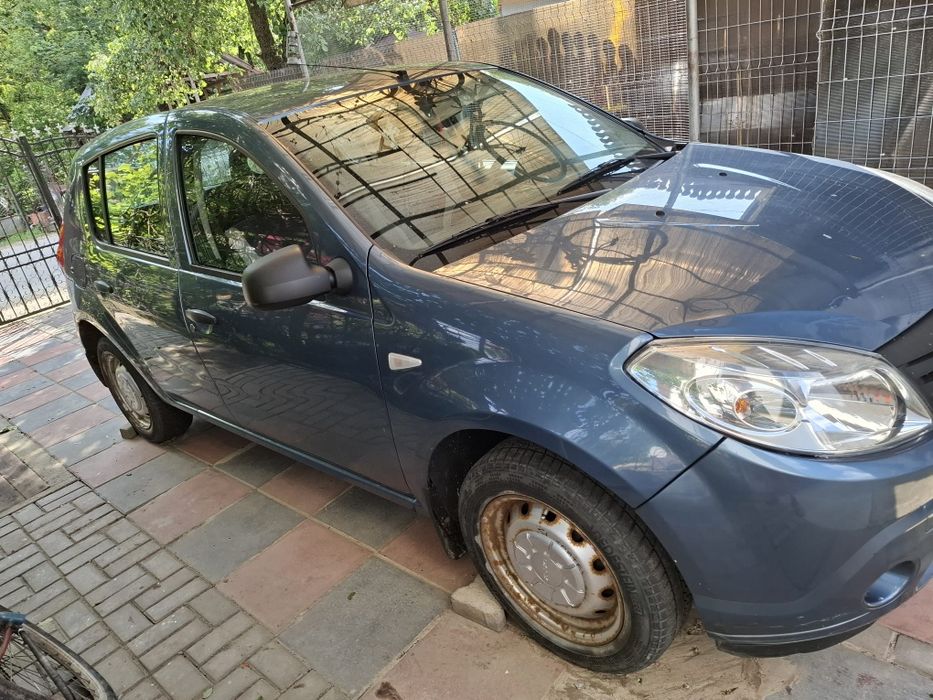 Vând Dacia Sandero