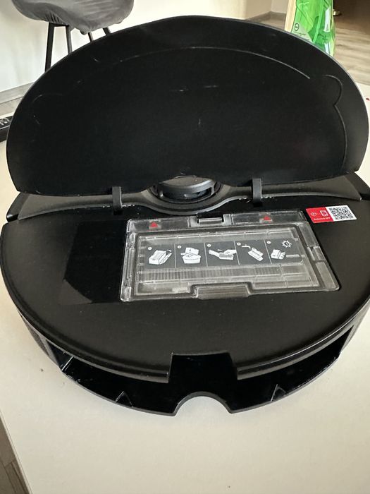 De vanzare aspirator si mop Roborock S8