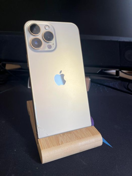 Iphone 13 Pro Max 128 GB, 79% baterie, CADOU 5 huse (MOBILFOx)