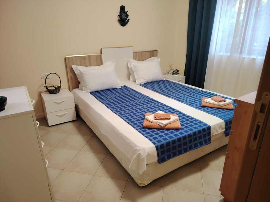 Дава се под наем Двустаен апартамент в Созопол - 60 кв.м за 59.67 € - Снимка #2