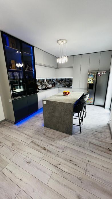 Mobilă la comandă – Bucătării, Dressinguri, Mobilier personalizat