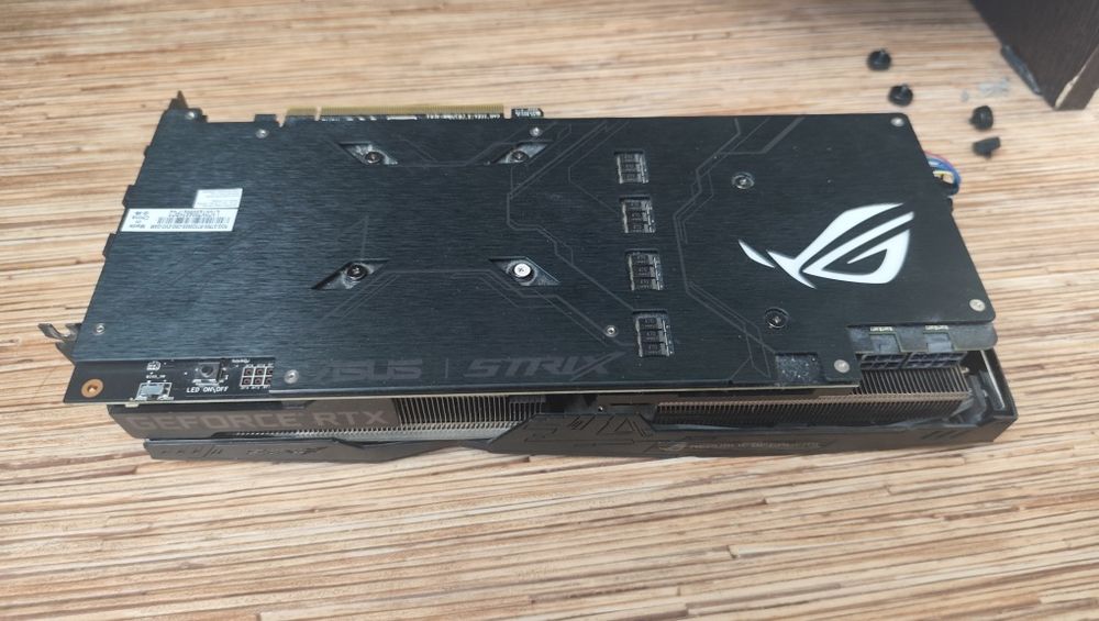 Видеокарта Asus rog strix rtx 2060 super oc 8gb 256 bit