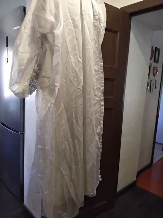 Продам шторы и тюль,всё по 1000