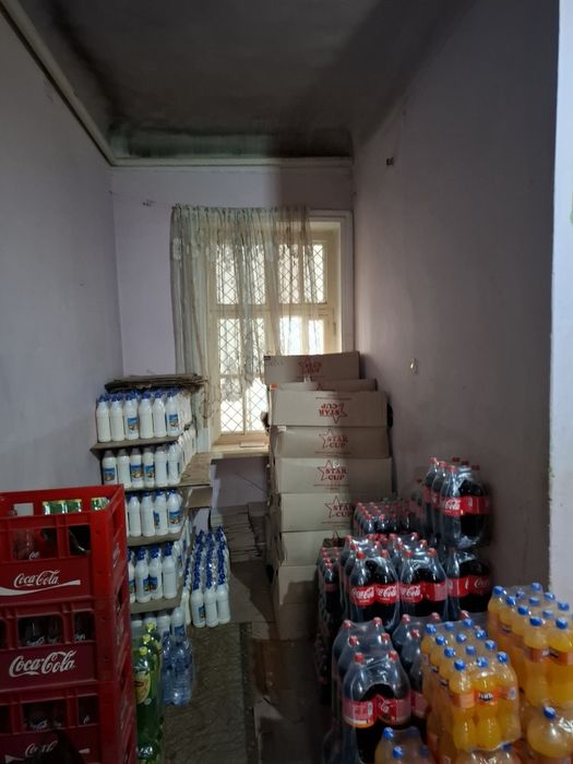 Продаётся 4 ком квартира в центре А. Наваи оринтир Мих бургер