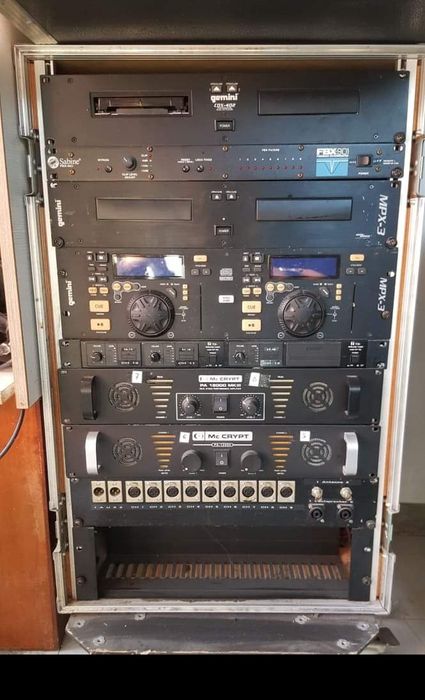 Amplificatoare stații Boxe Japan