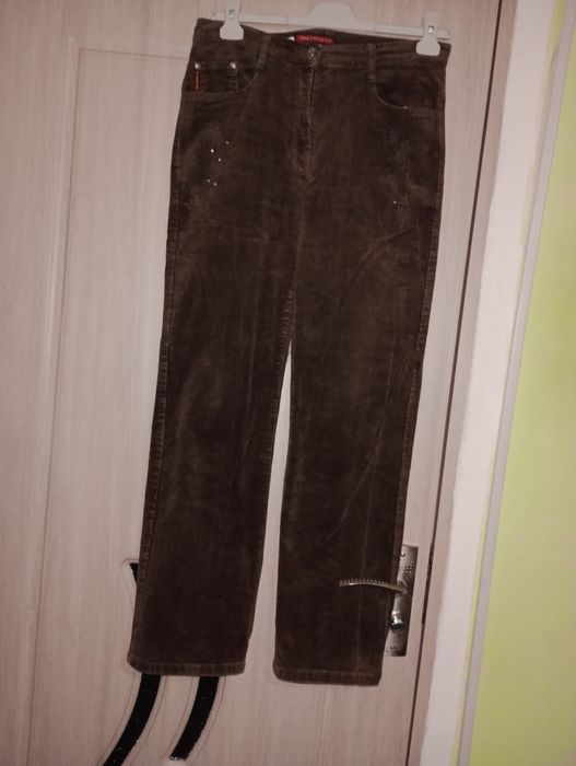 pantaloni vara, lungi și scurți, blugi ,bluze
