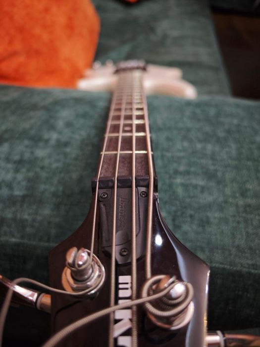 Бас гитара Ibanez GSRM20-PW