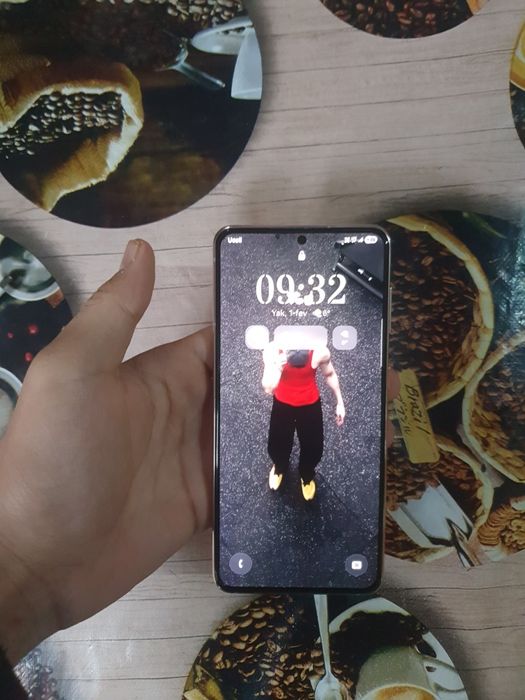 Samsung s21 5G sotiladi.