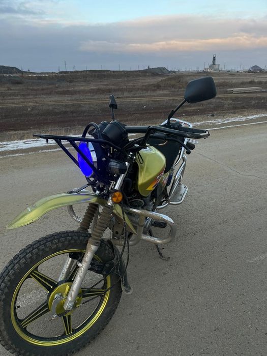 Мотоцикл LTM M9 200