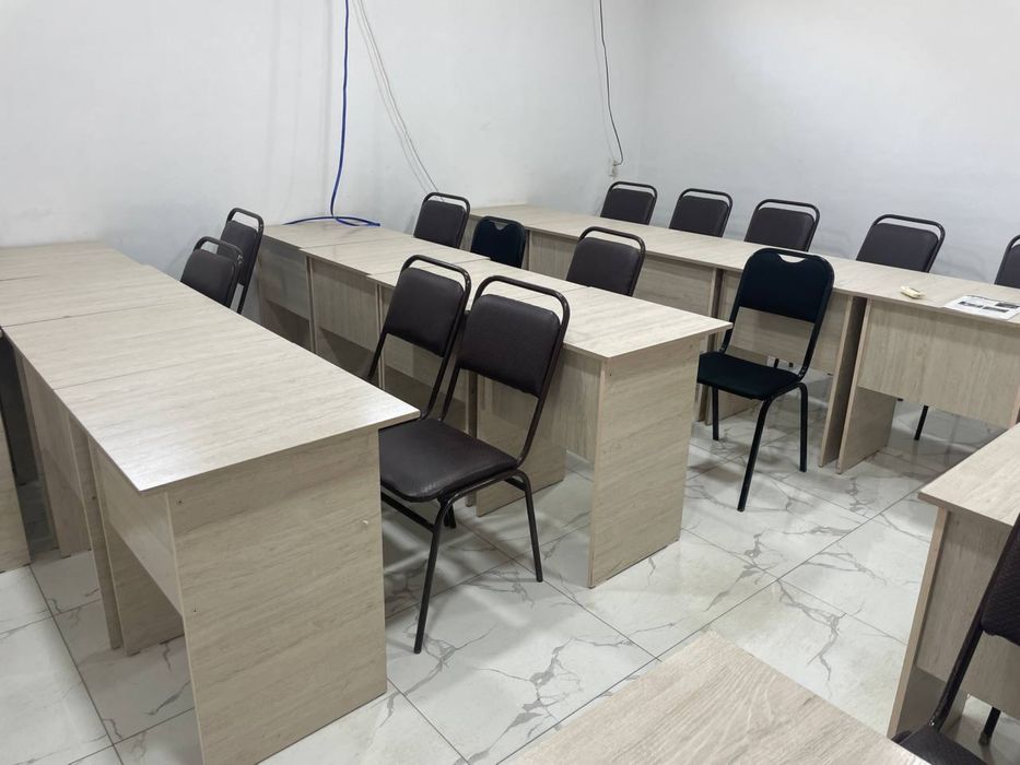 Ofis mebel sotiladi