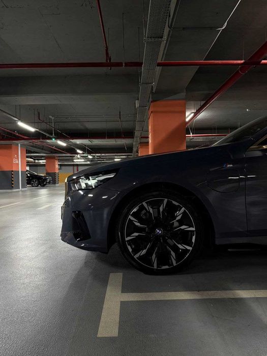BMW i5 35L Full M Sport 2024г! 3 тыс км пробега! Нардо Грей!