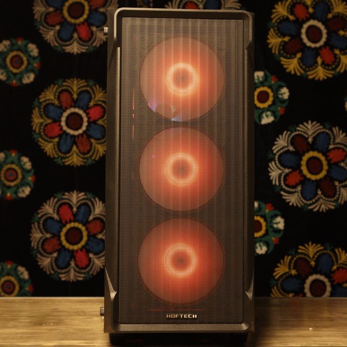 IZZER M8 modeli | 16 Yadrolik 32 potoklik Super Bomba kompyuter