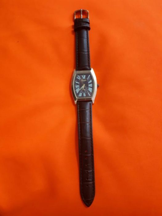 продам или обменяю часы ника