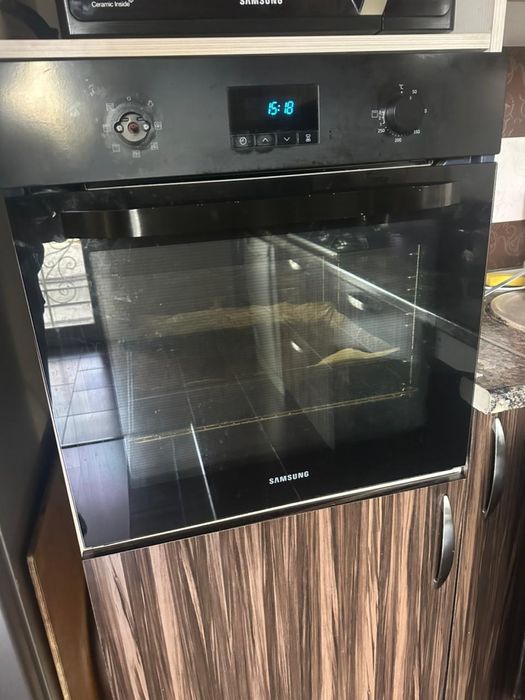 Продам духовой шкаф