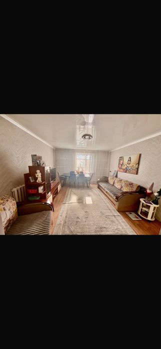 Продается дом,двухквартирка ,соседи супер
