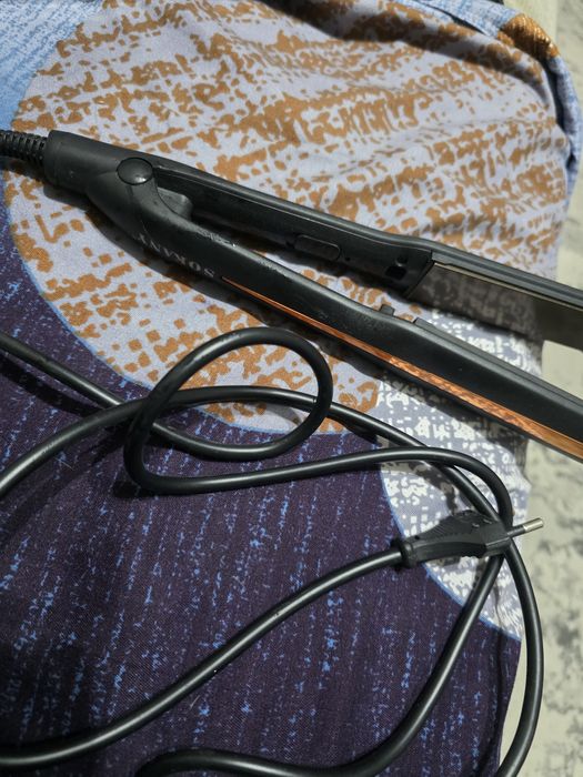 Утюжок для волос