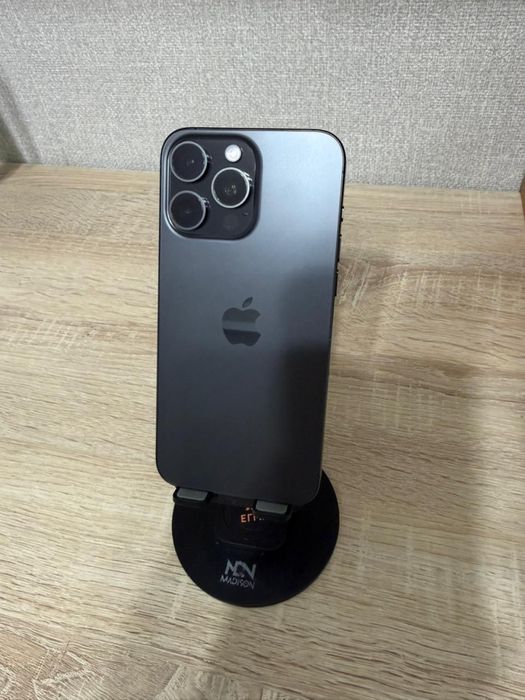 Iphone 15 pro Max 256g