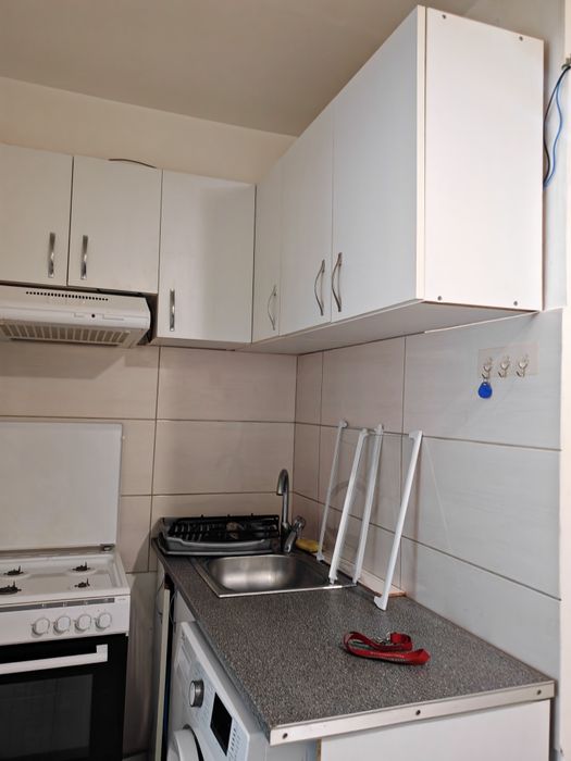 Garsoniera  de închiriat