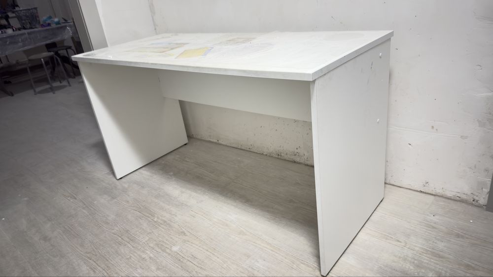 Продам письменный стол