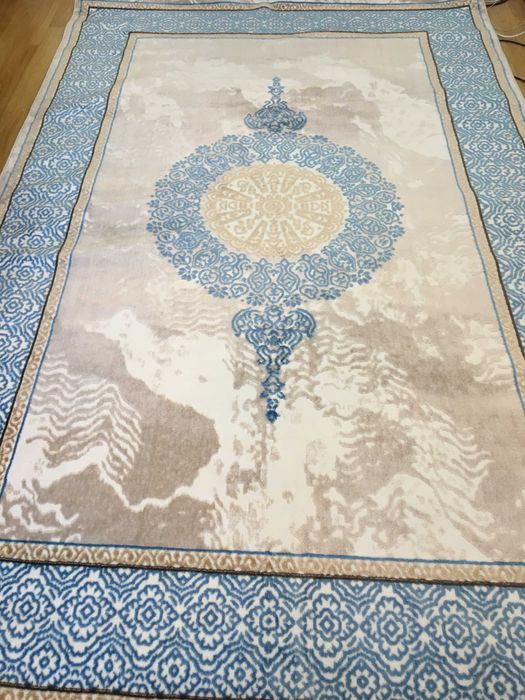 Продается  новый  ковер