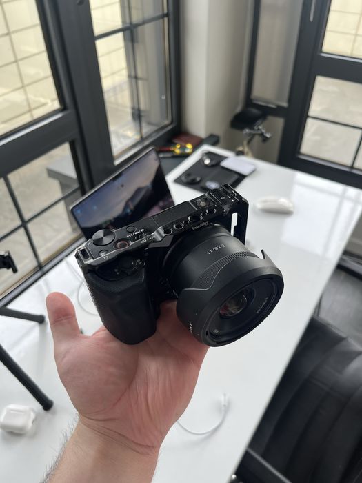 Sony ZV-E10 + Sony 11mm f1.8