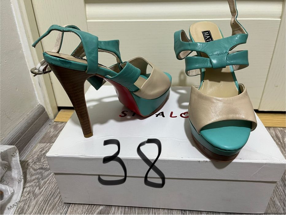 Туфли барлығы 10 мың тг