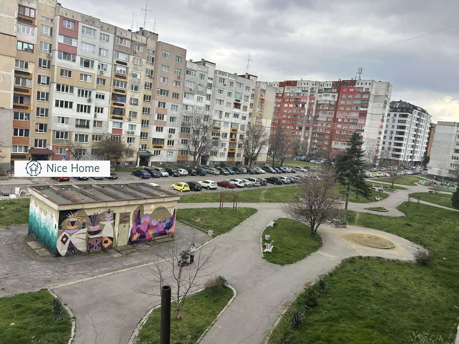Двустаен апартамент в Надежда 1