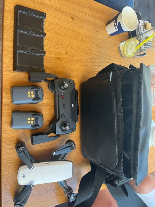 Дрон DJI spark model:MM1A