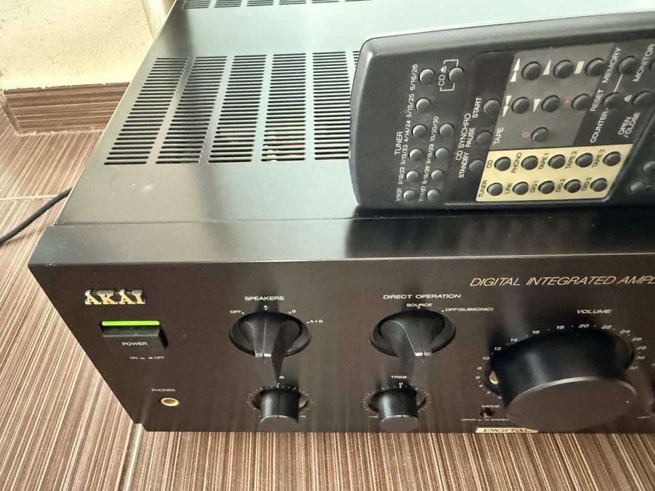 Akai AM-67 DAC Качествен стерео усилвател