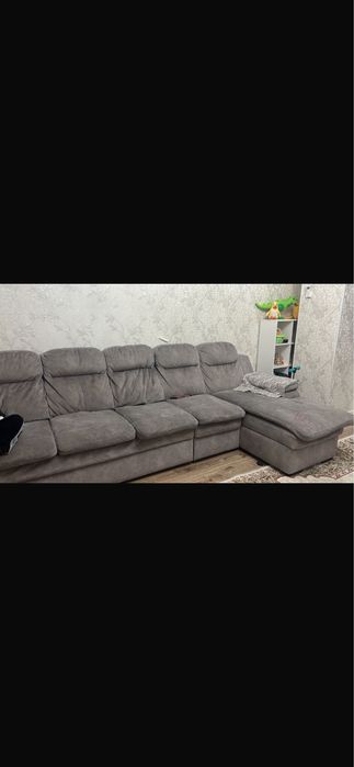 Тез арада көшуіме байланысты диван сатамын