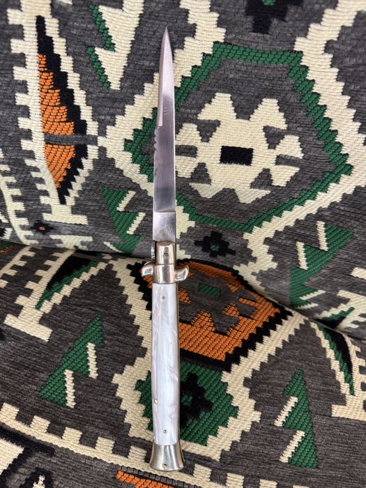 Stilet italian ,anii 60 ,presele