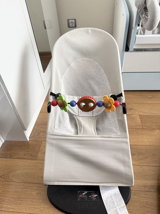 Babybjorn шезлонг с играчка